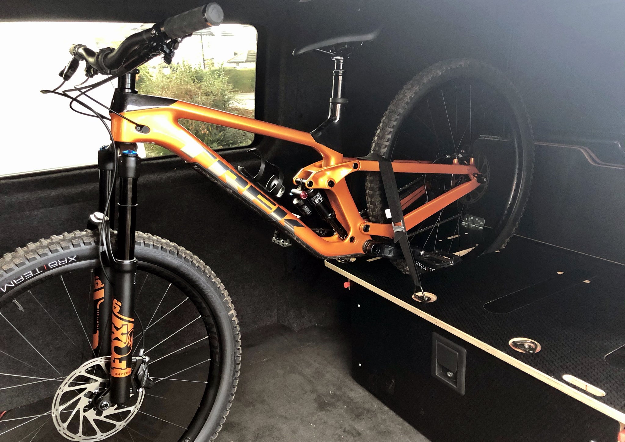 Piggl BIKE BED for Volkswagen Transporter Campervan Conversions